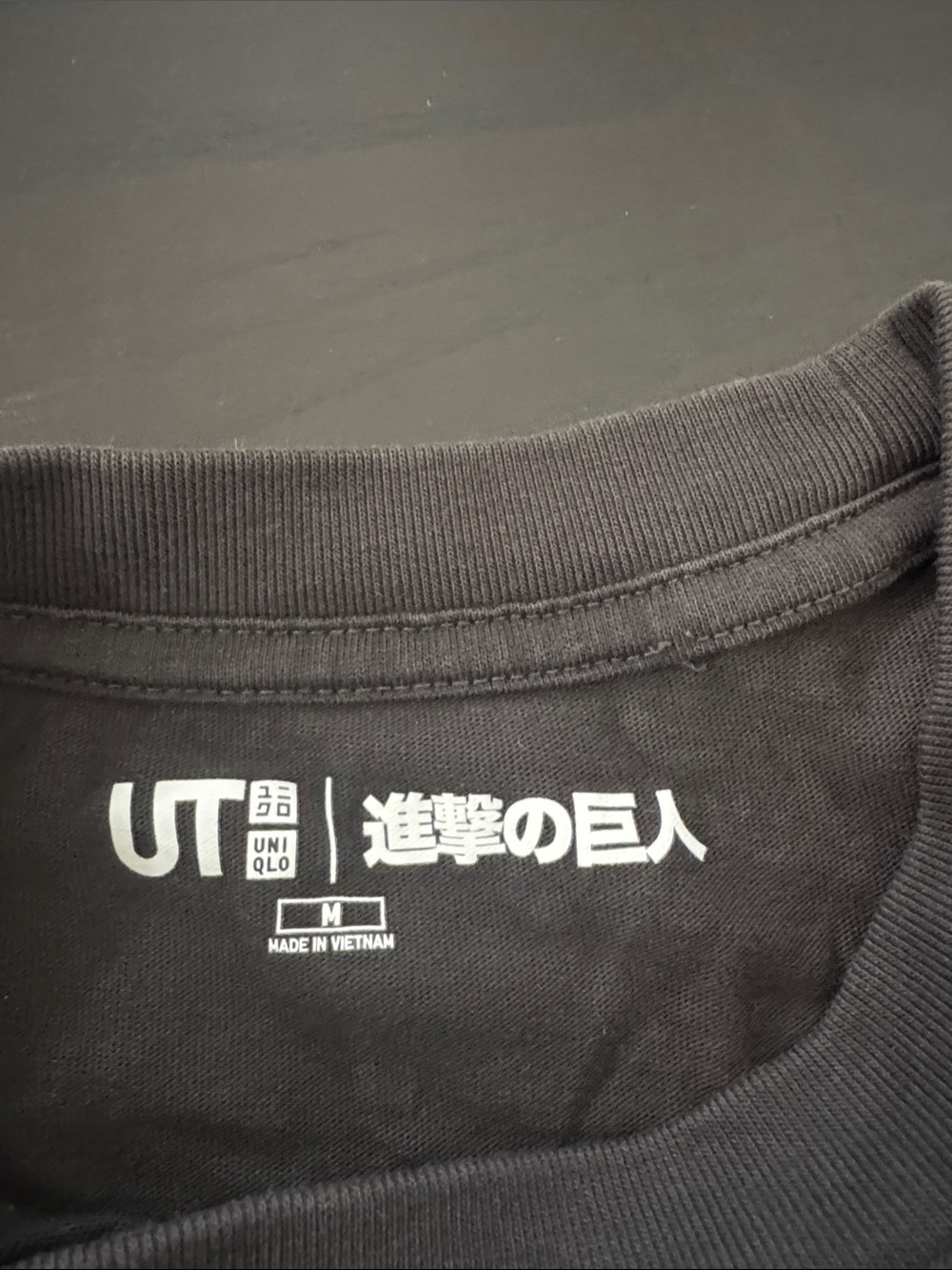 Uniqlo Hange and Titans Shirt size Medium - Picture 3 of 5